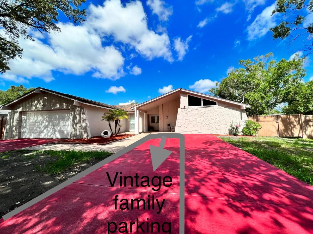 Villa Vintage Family Scape + Heated Pool&Discount Tampa Esterno foto