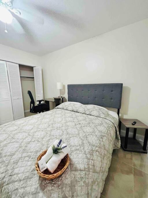 Villa Vintage Family Scape + Heated Pool&Discount Tampa Esterno foto